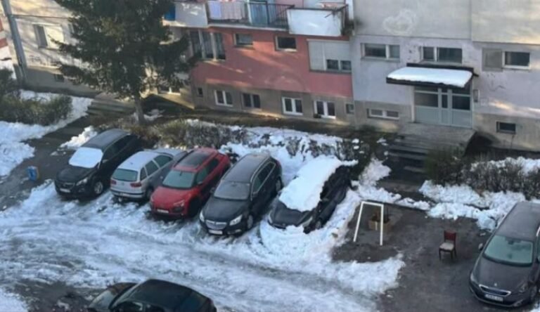 Evo kako vozači u Banjaluci “čuvaju” parking mjesto