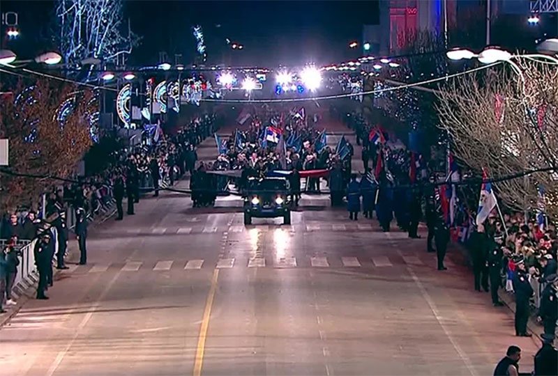 Počeo svečani defile u Banjaluci povodom Dana Republike