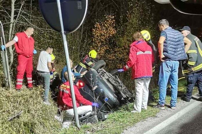 20251030205853_935342