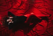 Banjalučka pjevačica Maja Mano predstavila singl “Kiselina” (VIDEO)